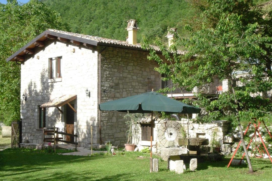 Photo of Buildings in Serravalle