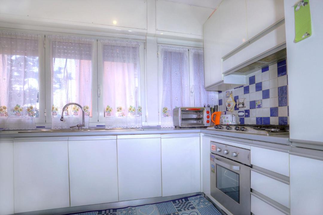 Photo of Kitchen in Quartiere XIII Aurelio