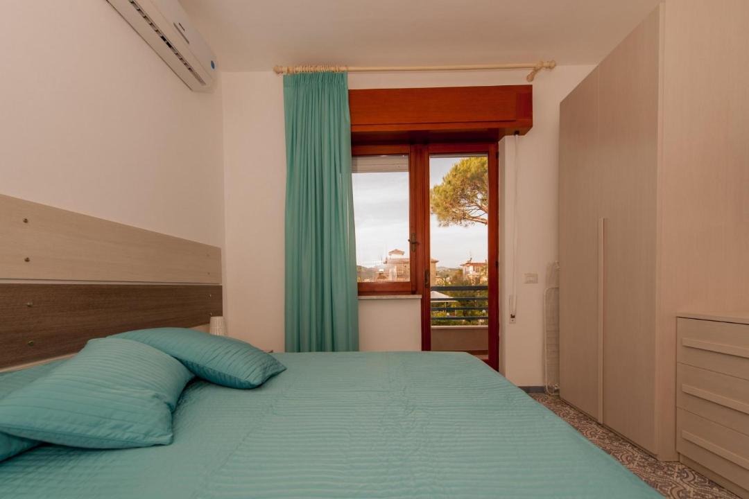 Photo of Bedroom in Minturno