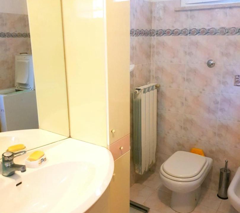 Photo of Bathroom in Latina Lido