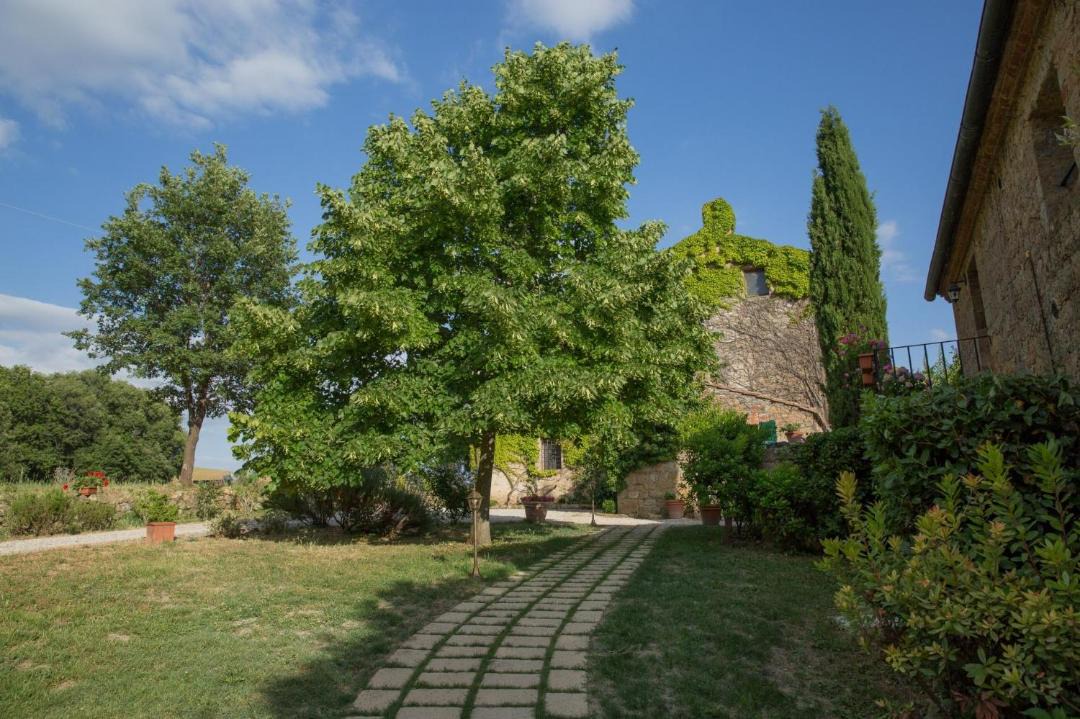 Photo of Others in Pienza