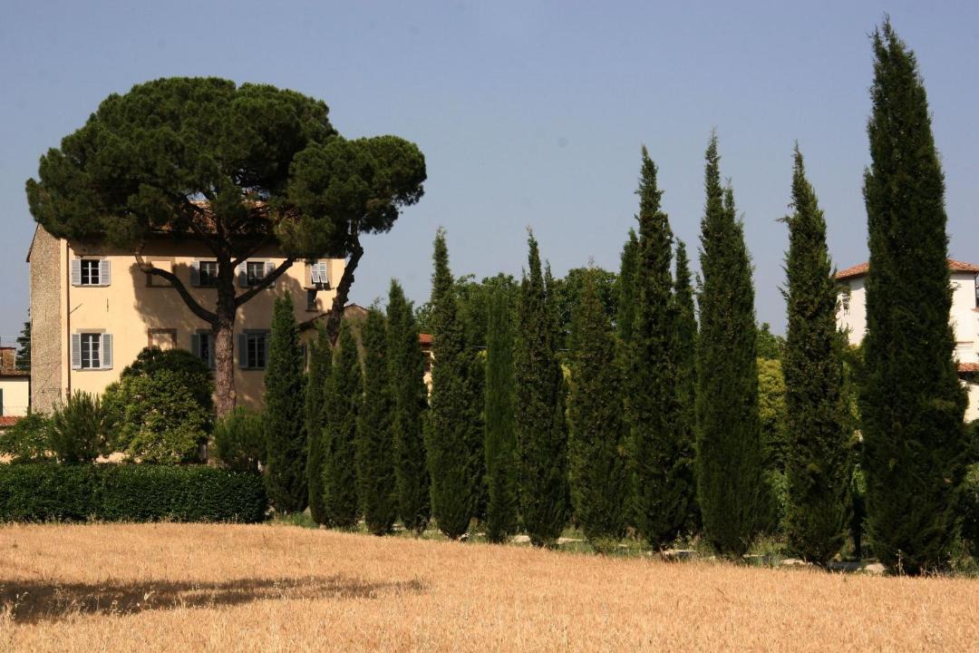 Photo of Buildings in Giovi-Ponte Alla Chiassa
