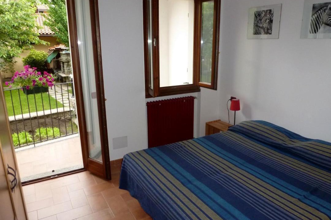Photo of Bedroom in Pallanza