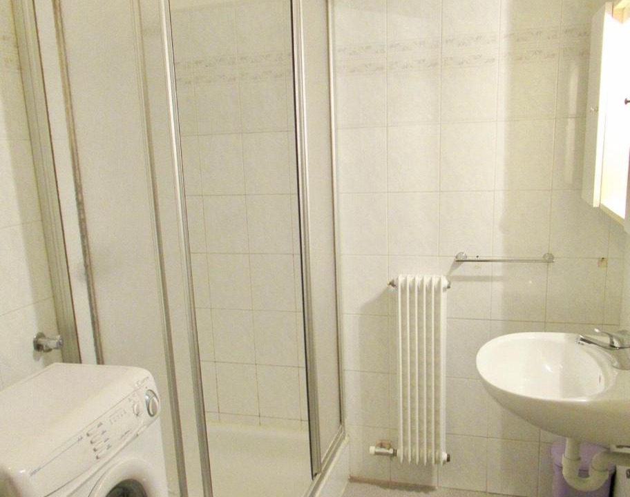 Photo of Bathroom in Arco
