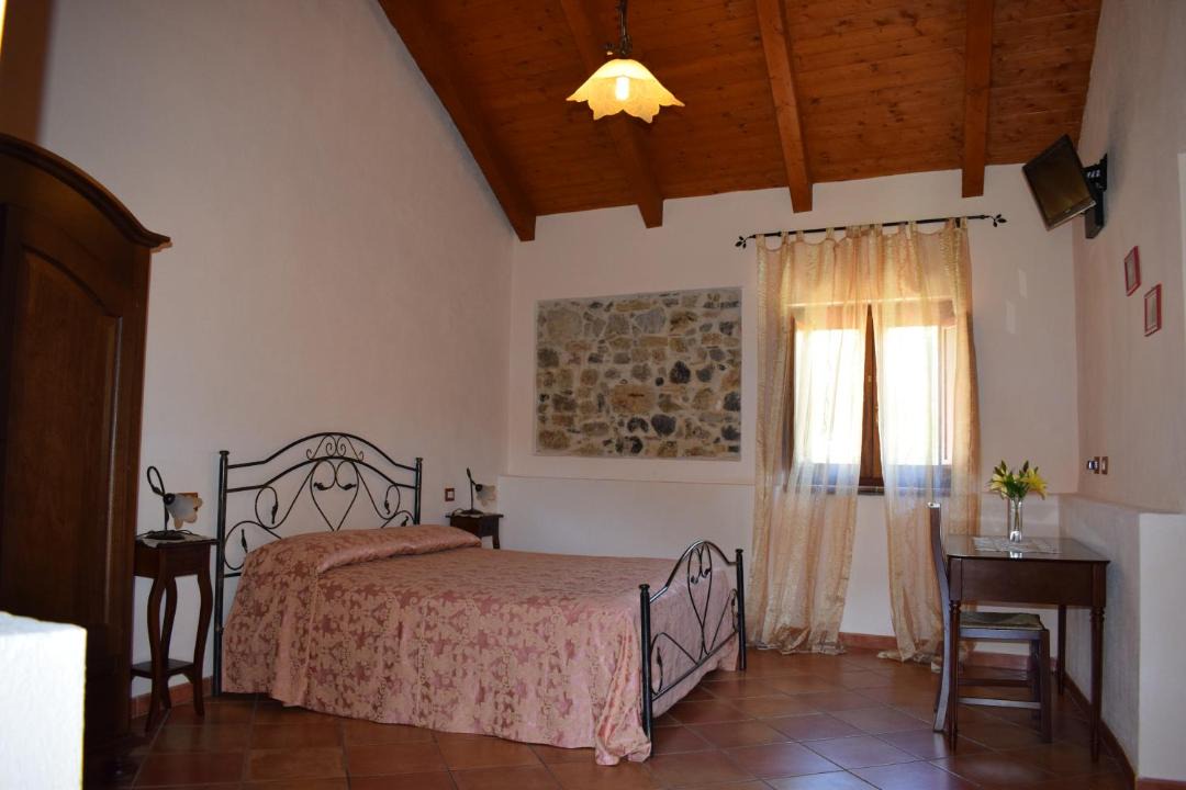 Photo of Others in Licusati