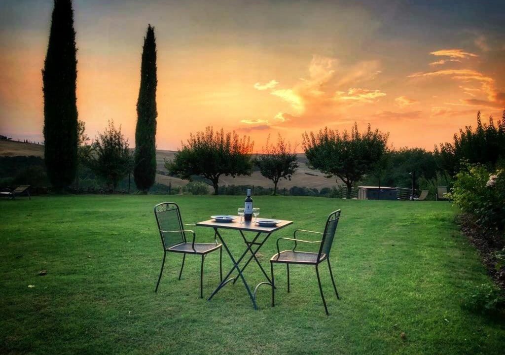 Photo of Others in Pienza