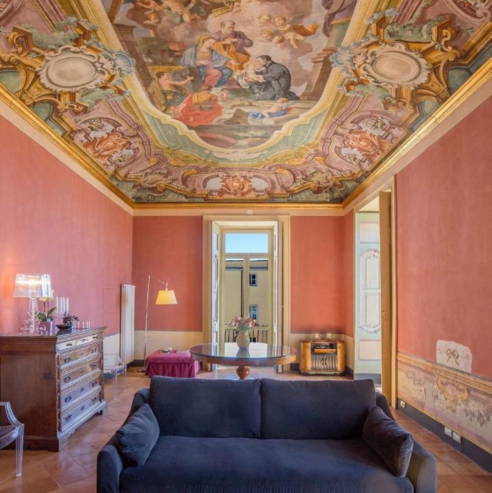 Photo of Livingroom in Historical Downtown Salerno