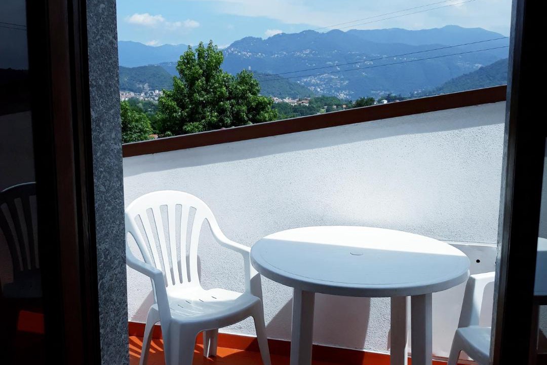 Photo of Patio Balcony in Casnate Con Bernate