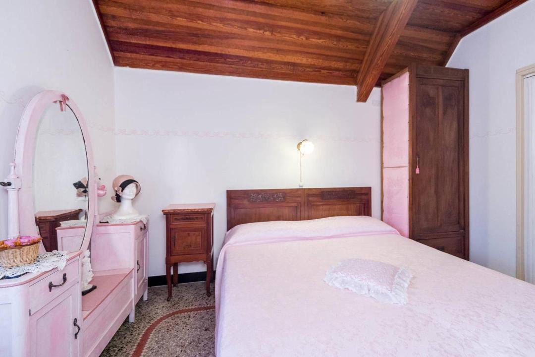 Photo of Bedroom in Torriglia