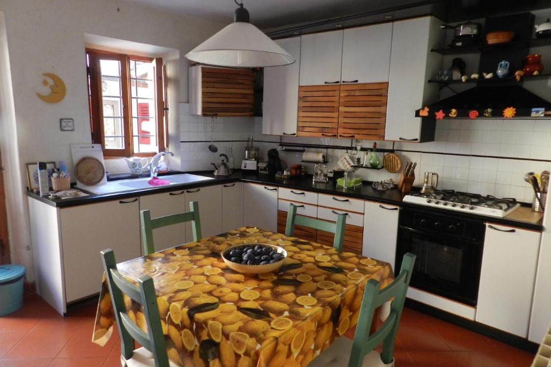 Photo of Kitchen in Saturnana