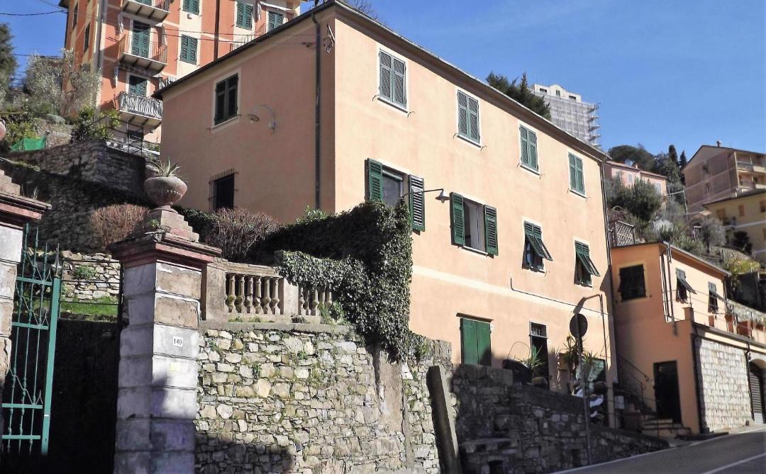 Photo of Buildings in Ruta