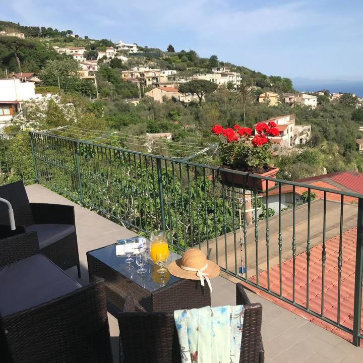 Photo of Patio Balcony in Sant'Agata sui Due Golfi