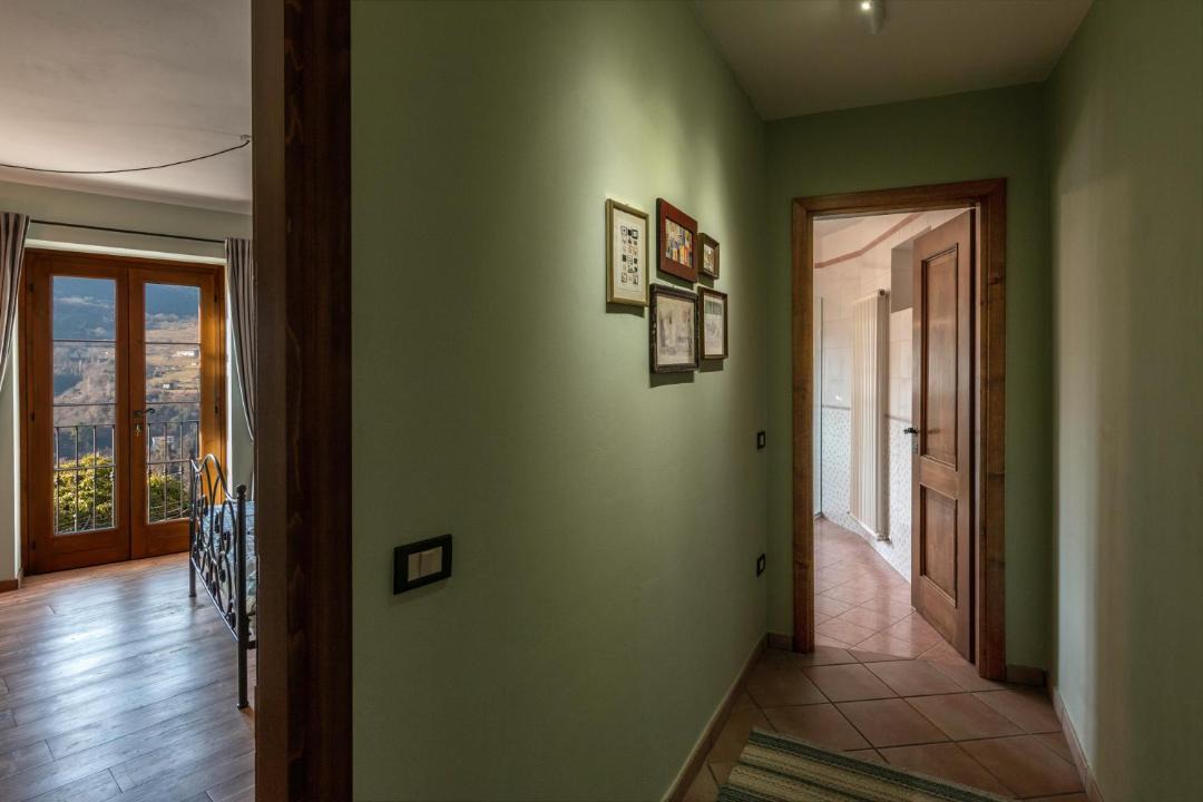 Photo of Others in Vesio