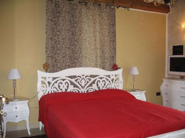 Photo of Bedroom in Borgo Montone