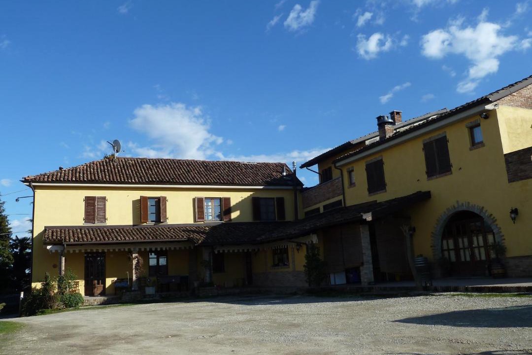 Photo of Others in Castiglione Tinella
