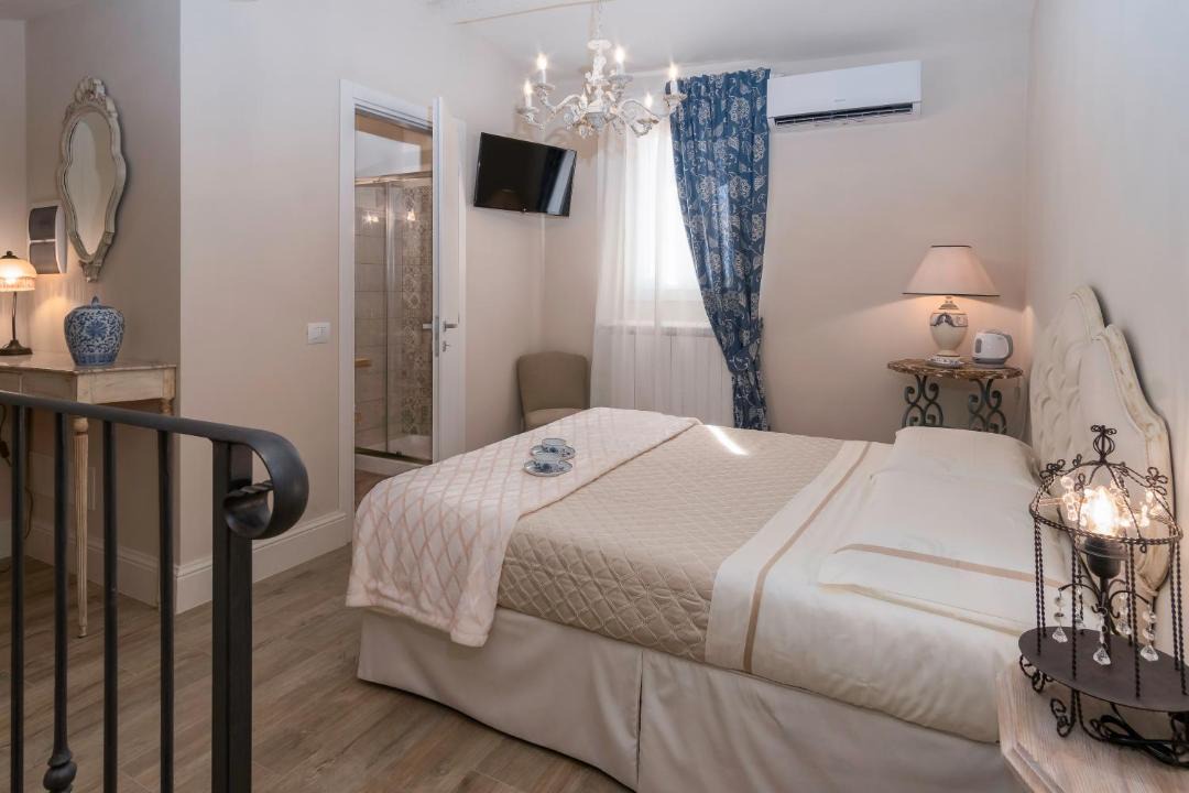 Photo of Bedroom in Pistoia