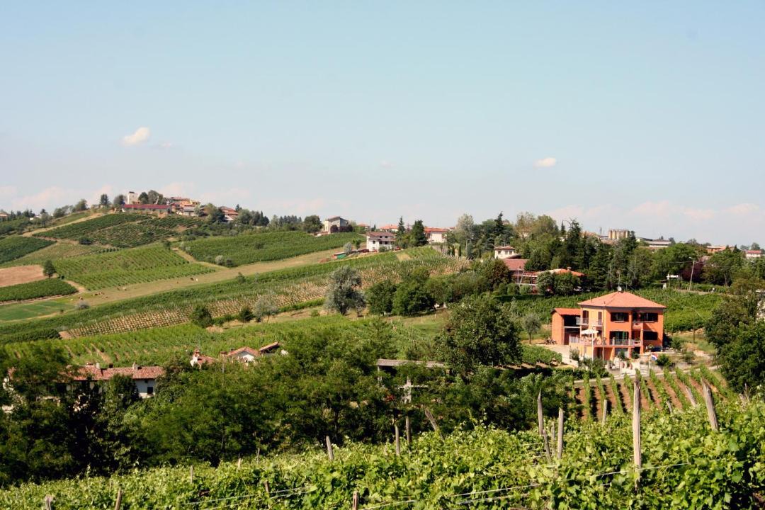 Photo of Others in Montecalvo Versiggia
