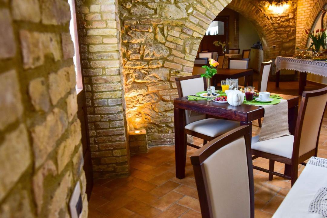 Photo of Others in Crecchio