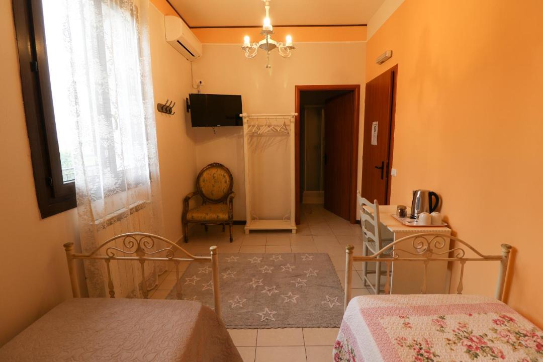 Photo of Others in Adria