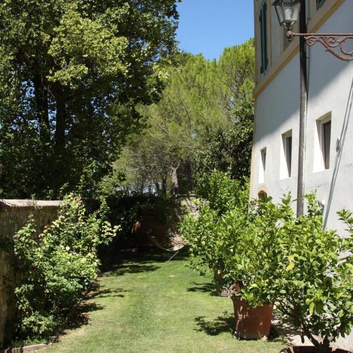 Photo of Others in Poreta