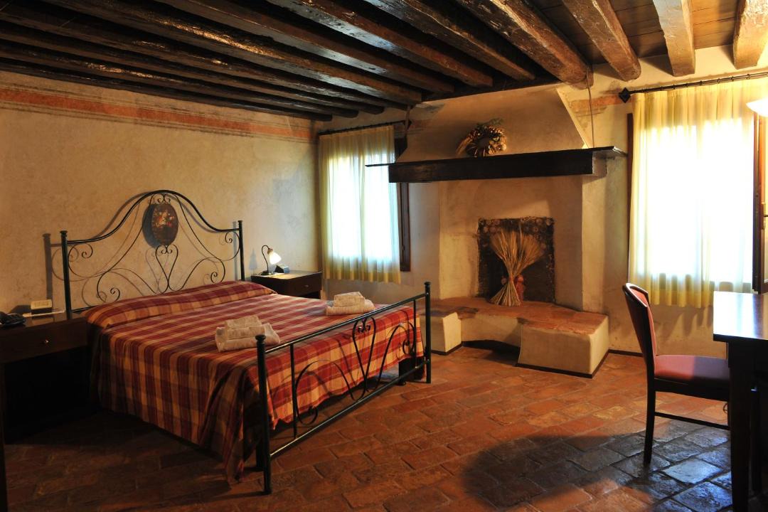 Photo of Others in Correzzola