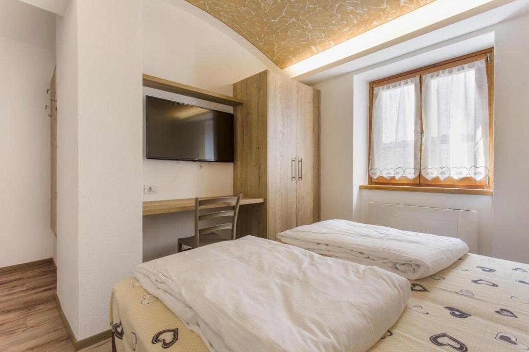 Photo of Bedroom in Molveno