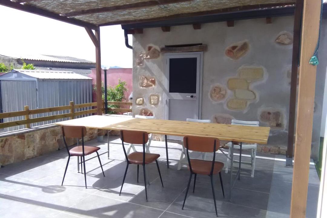 Photo of Patio Balcony in Magomadas
