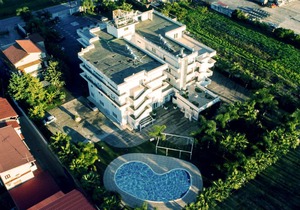 Hotel the Queen