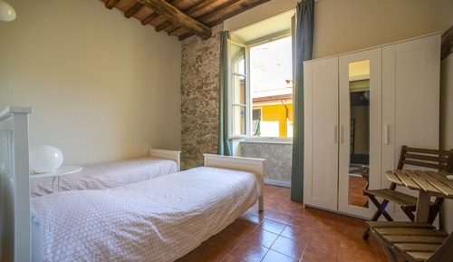 Twin Room, Shared Bathroom