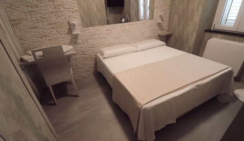 Basic Double Room