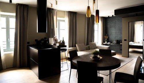 Two-Bedroom Deluxe Apartment