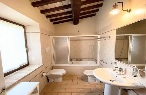Limiti Villa | Spello By The Pool - Sleeps 11, Italy - Large Private Pool - Aircon - Wifi
