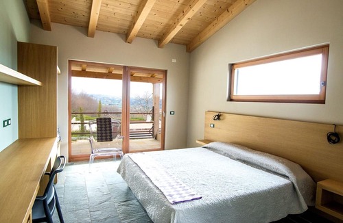 Falerone Villa | Villa Zen - Villa Zen