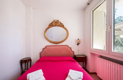 Punta Prosciutto Apartment | Apartment 'Villa Ada Rosa' with Private Terrace, Wi-Fi and Air Conditioning