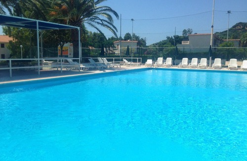Falerna Apartment | Holiday Apartment "Trilocale 34 Residence La Giungla" with Sea View, Shared Pool & Wi-Fi