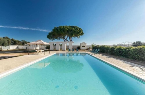 Monti D'arena-Bosco Caggione Condo | Vacations in Apulia - Villa Lea vacation apartments with pool and large outdoor area